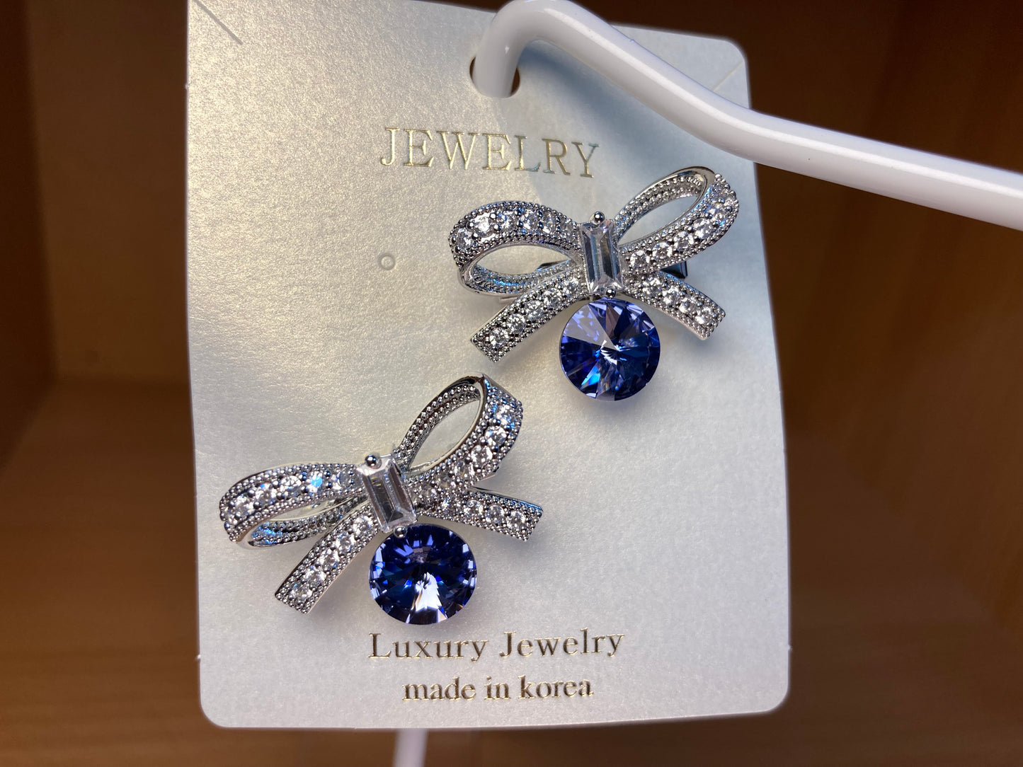 Tiny Treasures Seoul - Violet Swarovski Crystal Ribbon Brooch Set (2 Pieces)