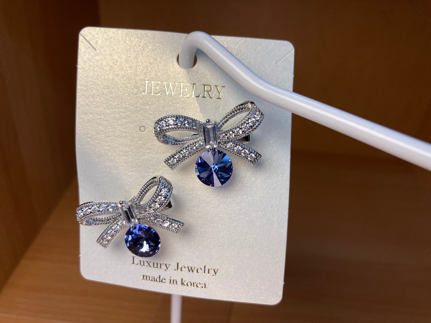 Tiny Treasures Seoul - Violet Swarovski Crystal Ribbon Brooch Set (2 Pieces)