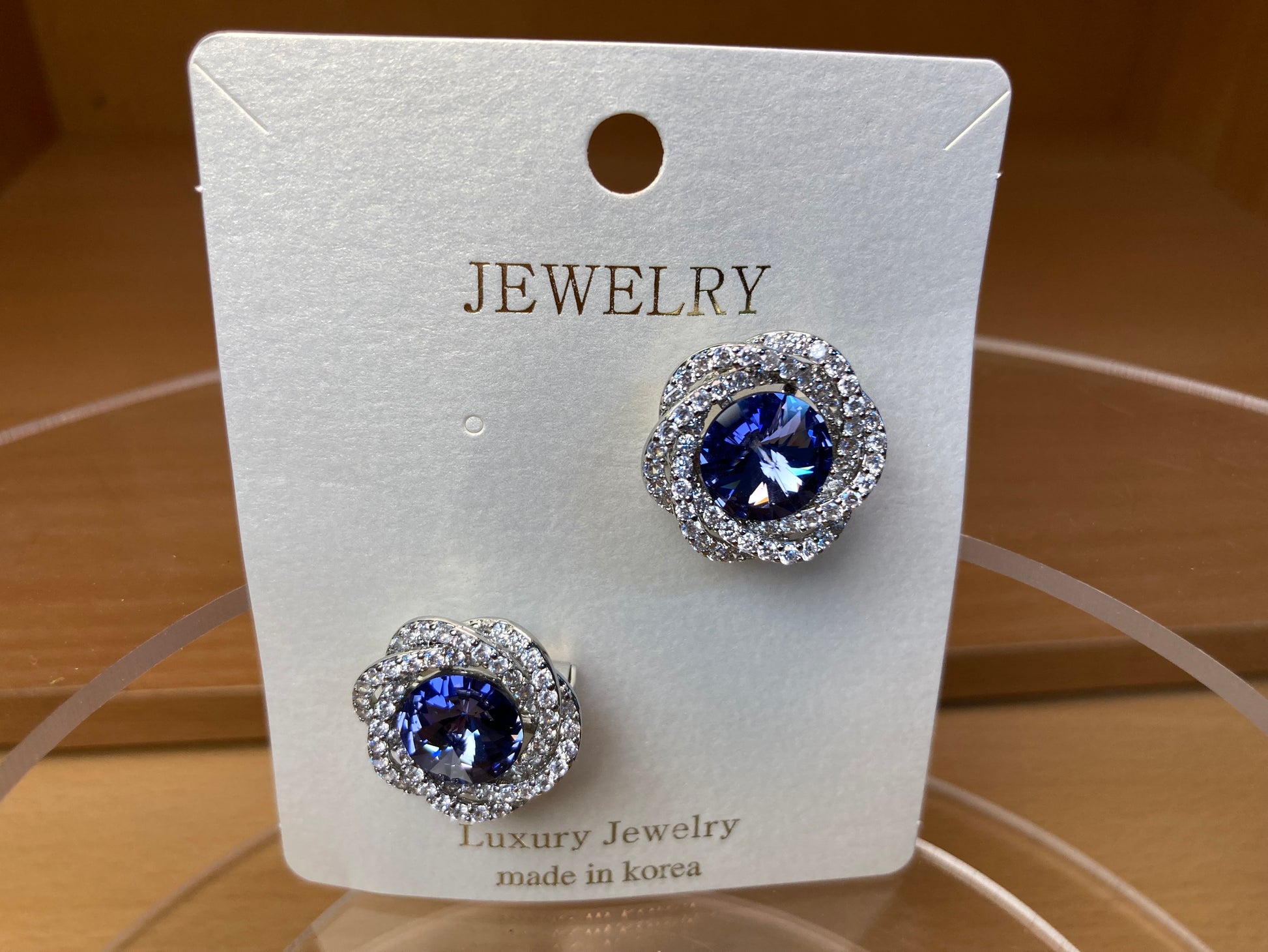 Tiny Treasures Seoul - Violet Swarovski Crystal Flower Brooch Set (2 Pieces)
