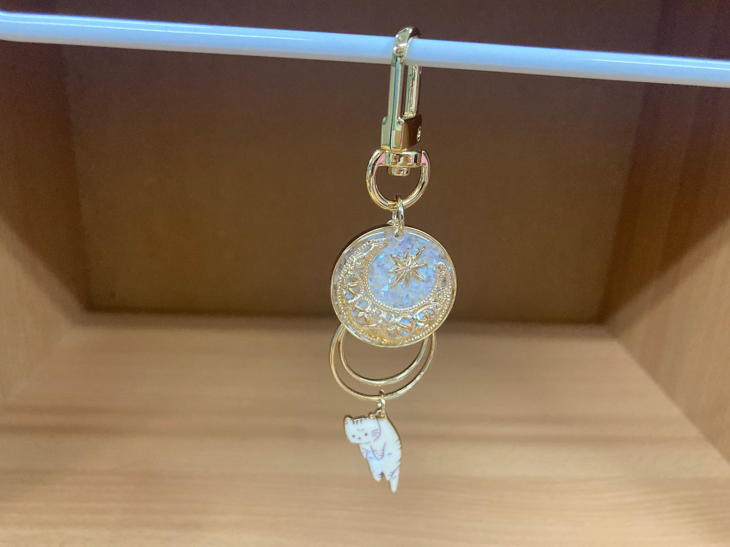 Tiny Treasures Seoul - White Cat Glitter Moon Bag Charm 6