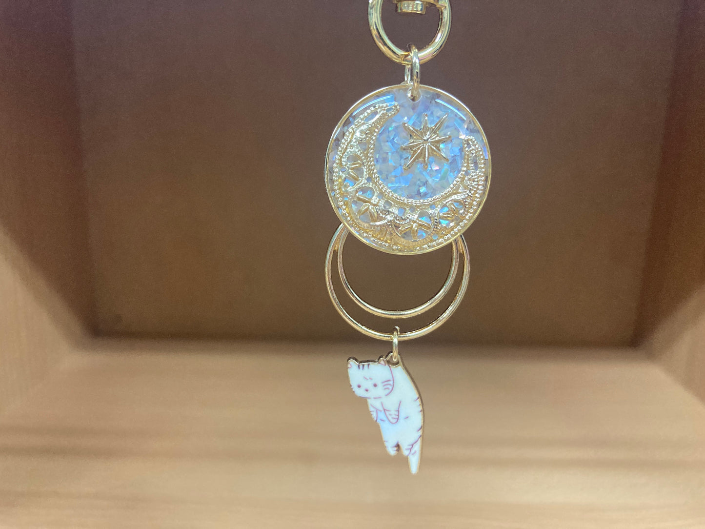 Tiny Treasures Seoul - White Cat Glitter Moon Bag Charm 9