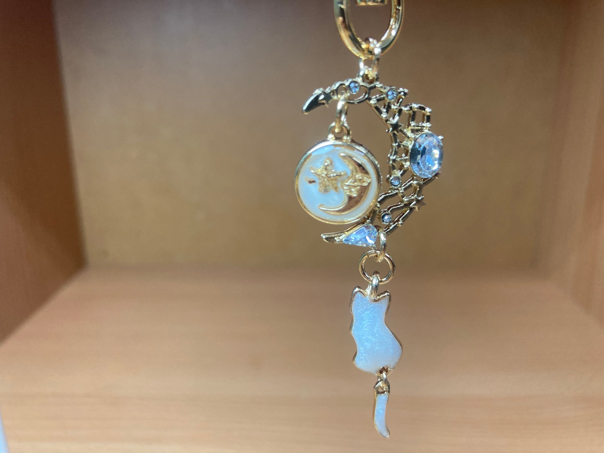 Tiny Treasures Seoul - White Cat Moon Bag Charm 7