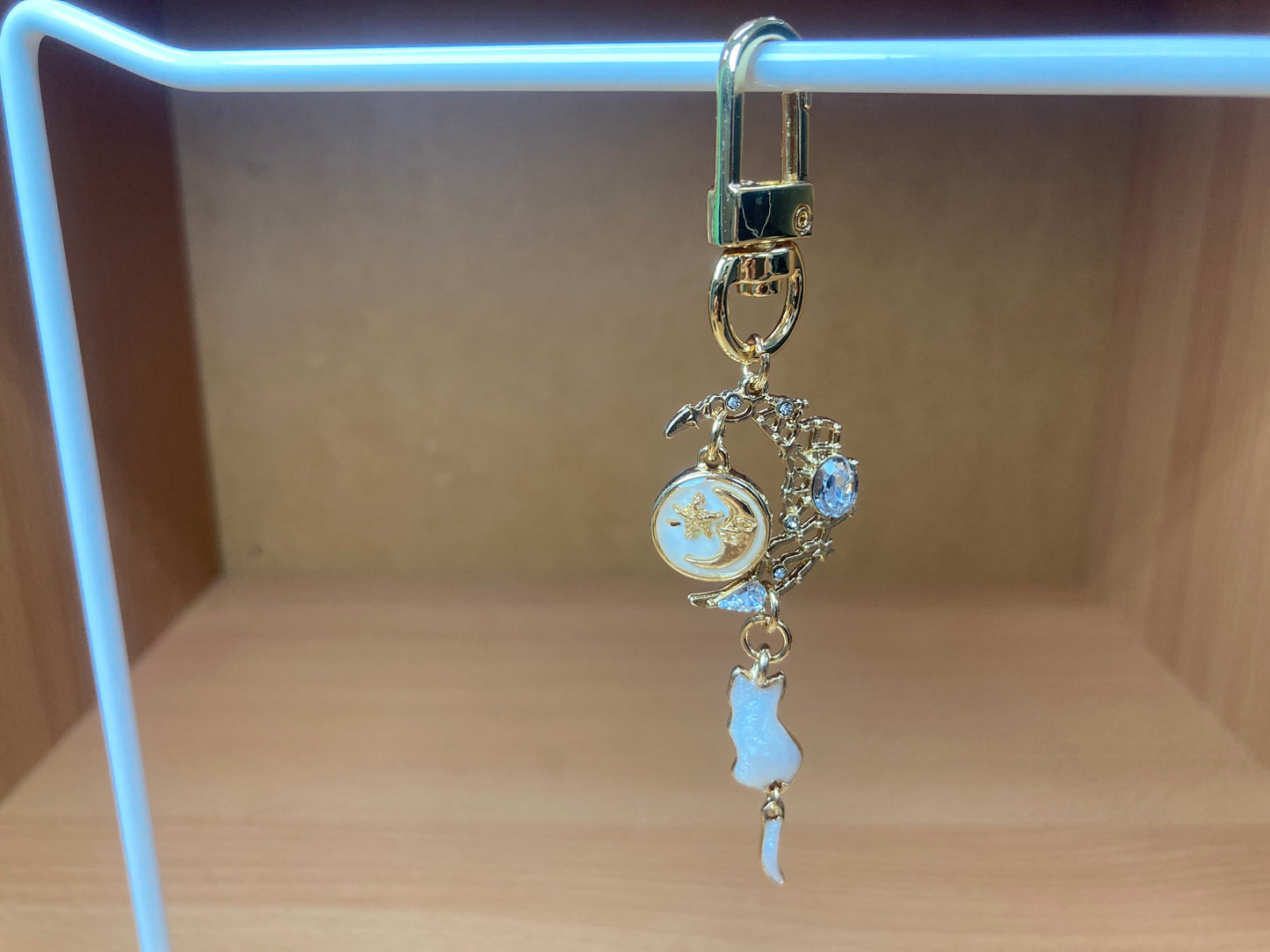 Tiny Treasures Seoul - White Cat Moon Bag Charm 10
