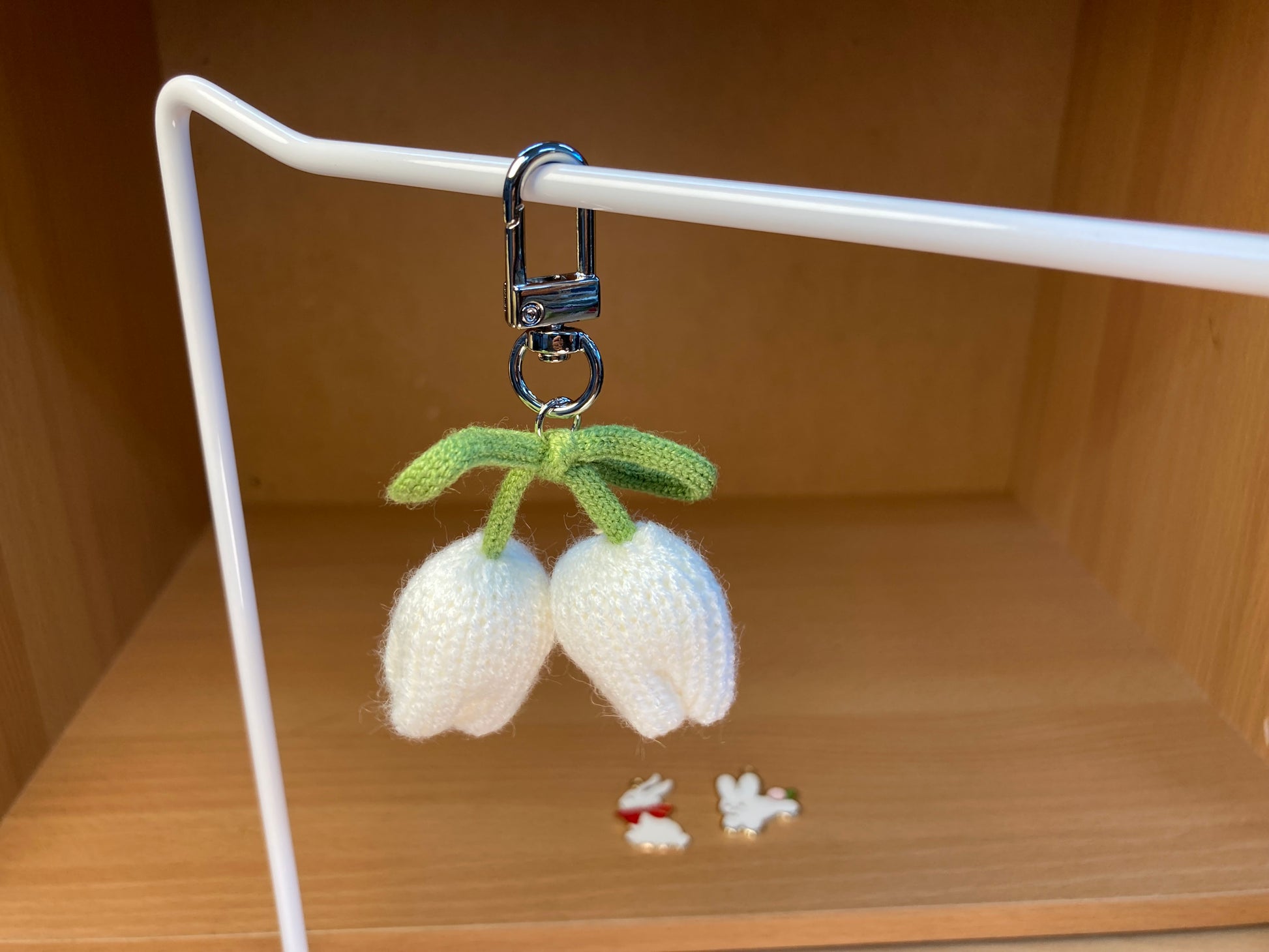 Tiny Treasures Seoul - White Tulip Knit Bag Charm