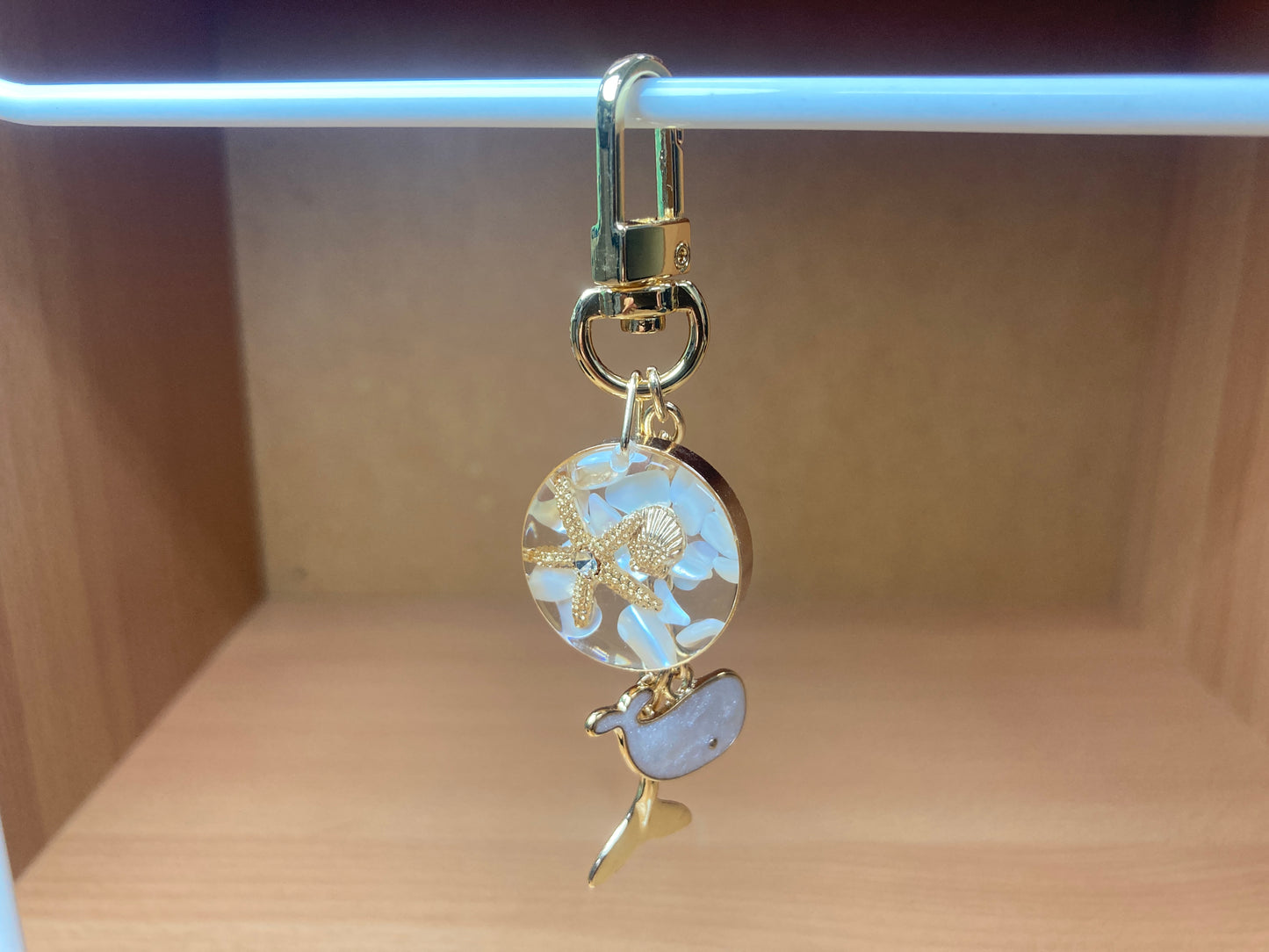 Tiny Treasures Seoul - White Whale Ocean Bag Charm Front View 7